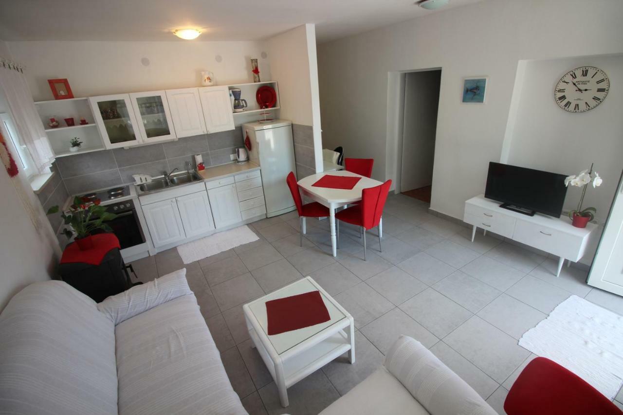 Apartment Vanda Novi Vinodolski Luaran gambar