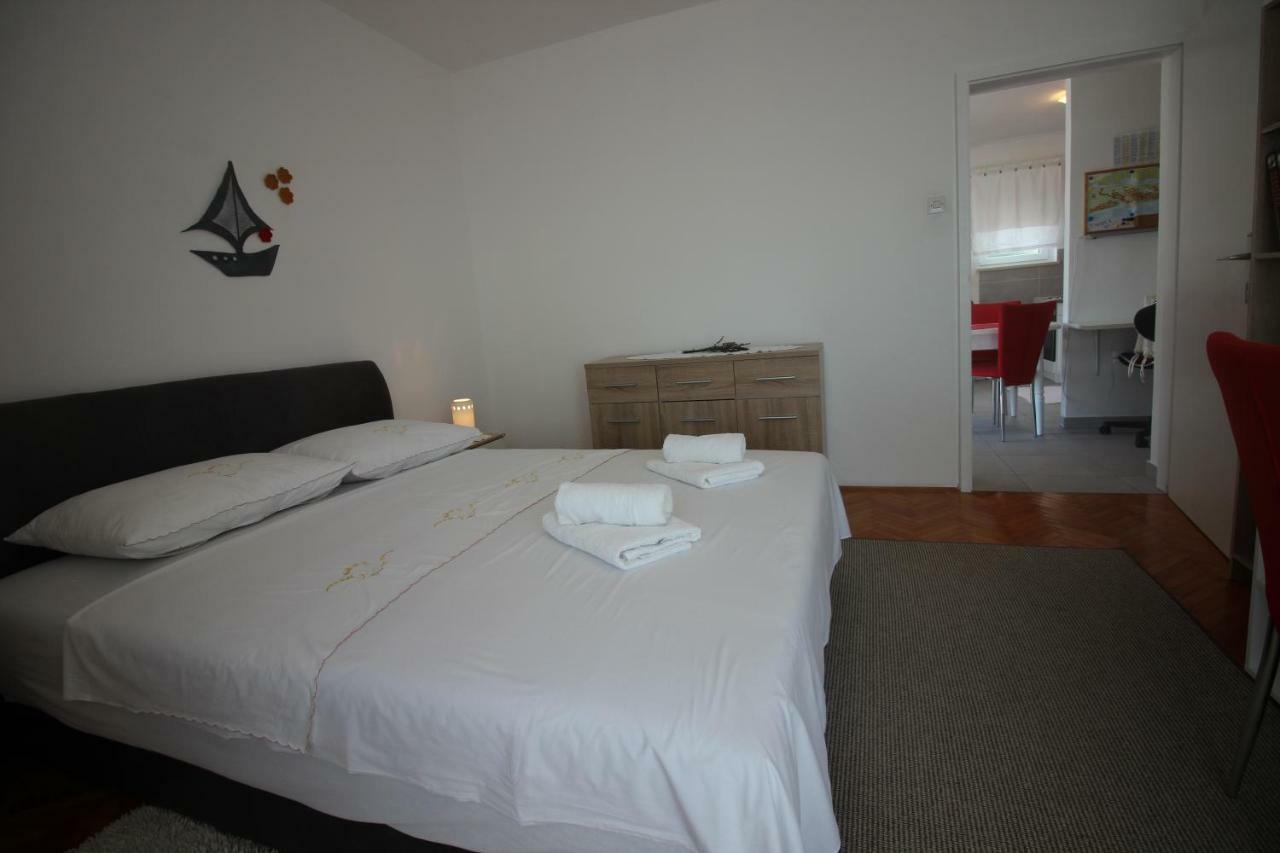 Apartment Vanda Novi Vinodolski Luaran gambar